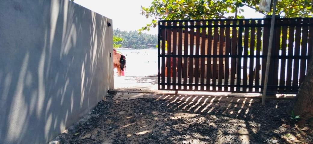 Surf Villa Hiriketiya ماتارا المظهر الخارجي الصورة